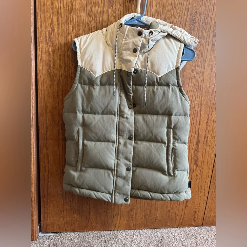 Patagonia Down Bivy Vest - Picture 3 of 15